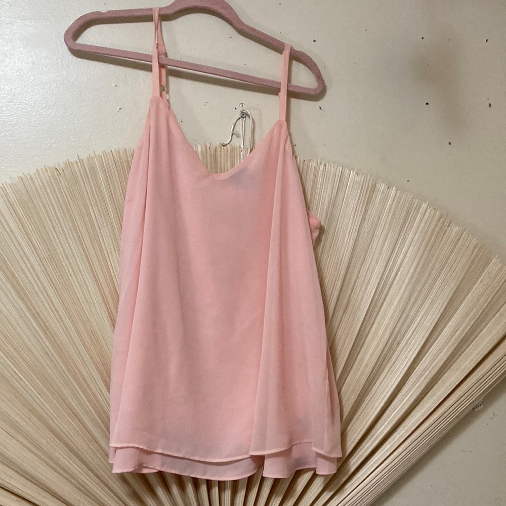 Torrid pink tank top